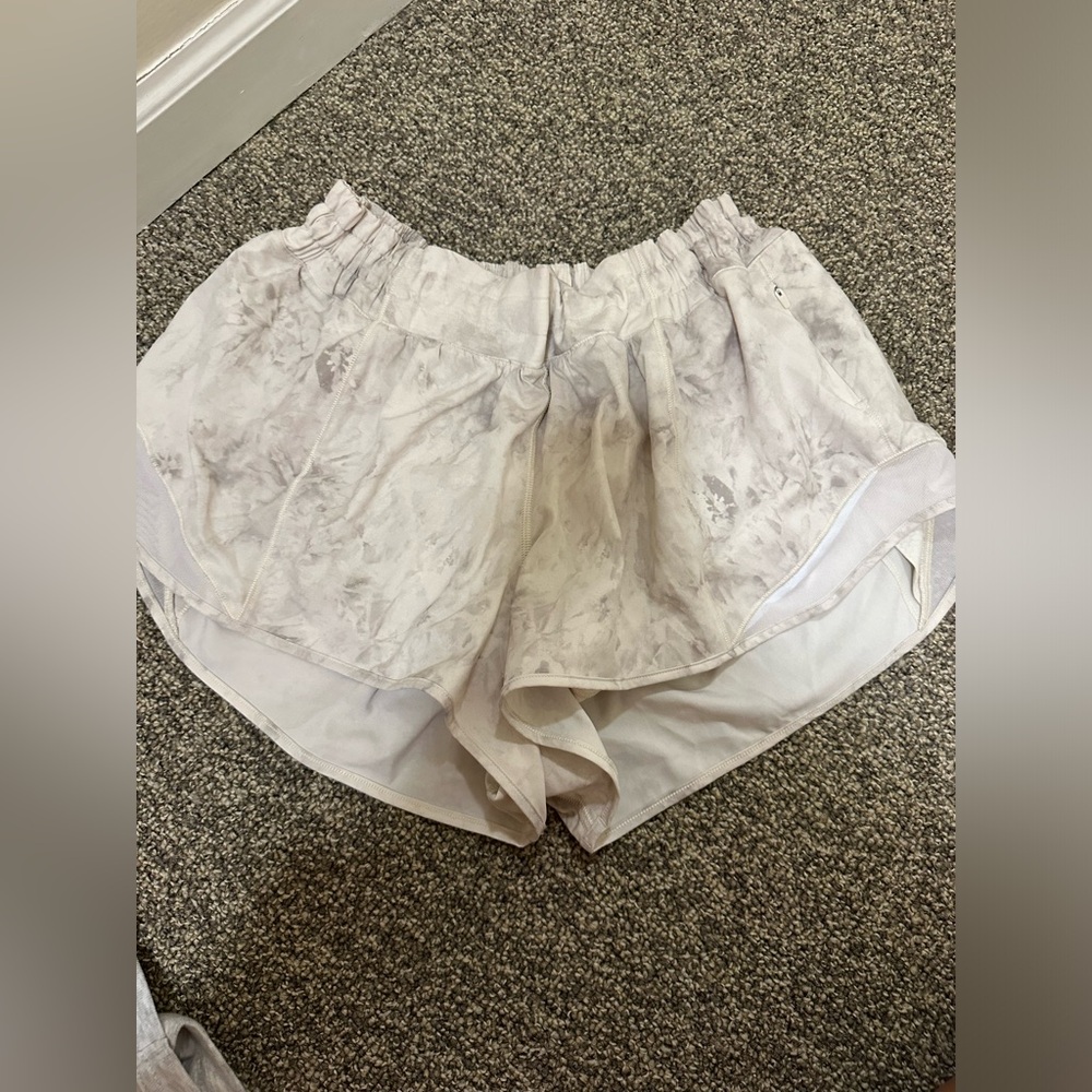 Lulu shorts